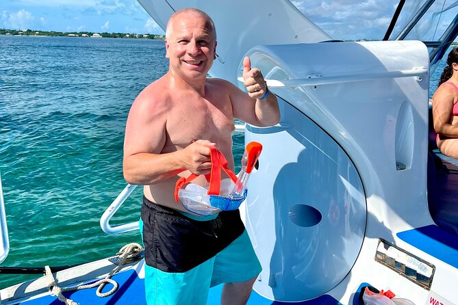 2 Hours Sip and Snorkeling Experience in Bahamas - Who will get the most from this experience