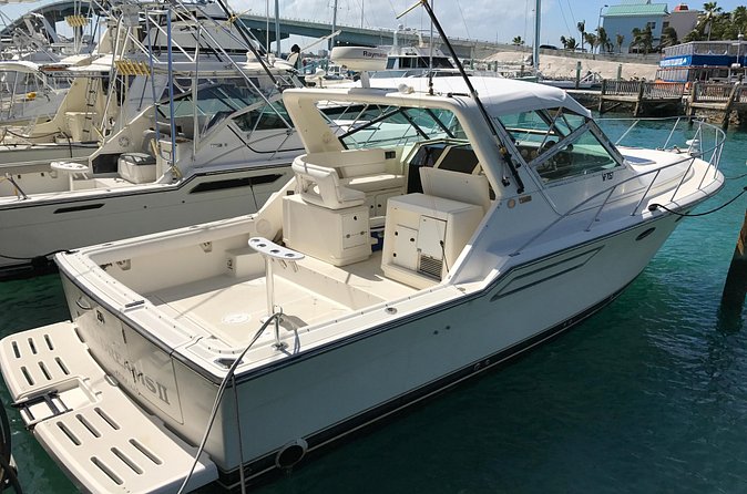 4 hours 38ft Reel Dreams Private Charter in Nassau - Weather, cancellations, and the practical fine print