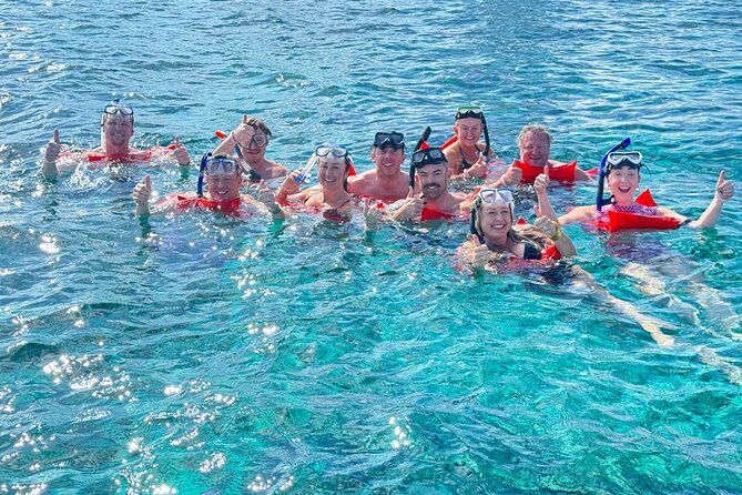4-Island Tour Swimming Pigs, turtles, snorkeling , rose island, - Athol Island and the hour with swimming pigs