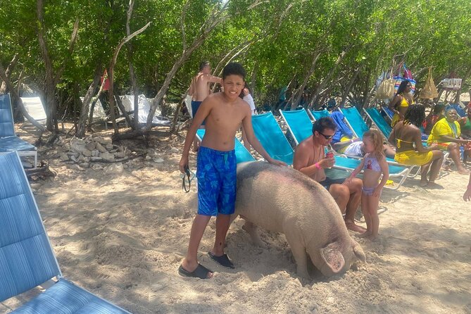 4hr Private Tour Island Hop Snorkel w/ Turtles & Sip Bahama Mamas - Rose Island for beach time and Bahama Mamas