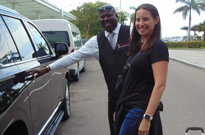 Bahamas Airport One Way Private Transportation (Departure Only) - The Drivers Make the Difference