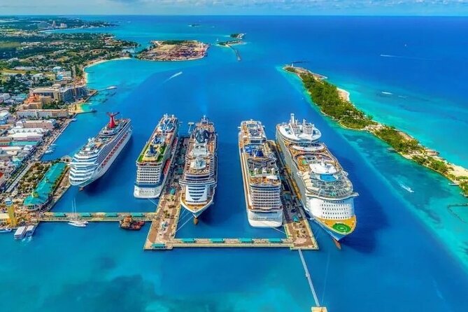 Bahamas Lynden Pindling Airport (NAS) Private Transfer to Nassau - The 15-minute ride into Nassau