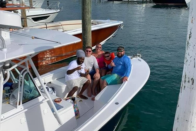 Bluefinn242 Swim with the Turtles in Nassau Bahamas - Guides who make the difference