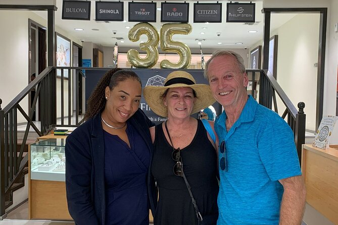 Champagne and Diamond Shopping Experience in Downtown, Bahamas - Timing, pickup, and practical planning