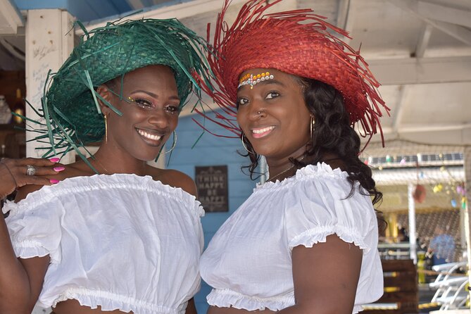 CHIPPIES BAHAMAS Island Tours : Feel The Culture - Queen’s Staircase and Nassau’s colonial past