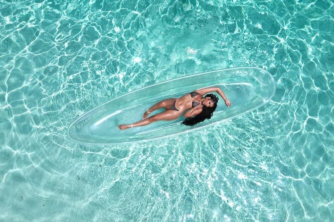 Clear Kayak Drone Photoshoot in Nassau Bahamas - The people make the difference