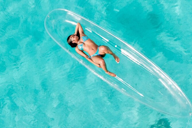 Clear Kayak Photoshoot+Free Cocktail Nassau, Bahamas - What this Nassau photo session is really about