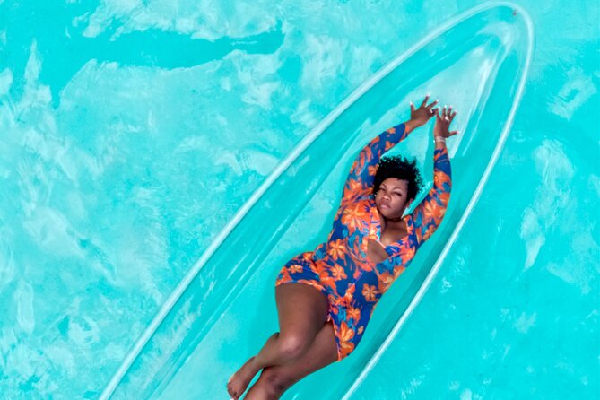 Clear Kayak Photoshoot+Free Cocktail Nassau, Bahamas - Is $200 a fair price?