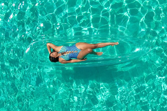 Clear Kayak Photoshoot in Nassau ,Bahamas. - Is $200 Per Person Fair?