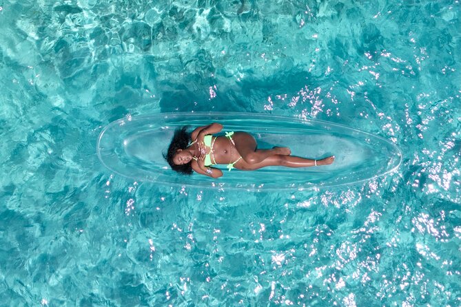 Clear Kayaks Drone Photoshoot in Nassau,Bahamas. - Walking from the cruise port to Gloria’s Place