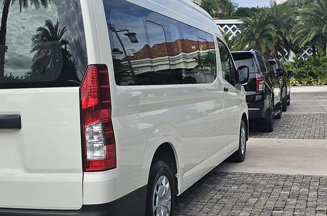 Custom Family and Small Group Transfers for Comfortable Journeys - Planned Stops and Local Suggestions