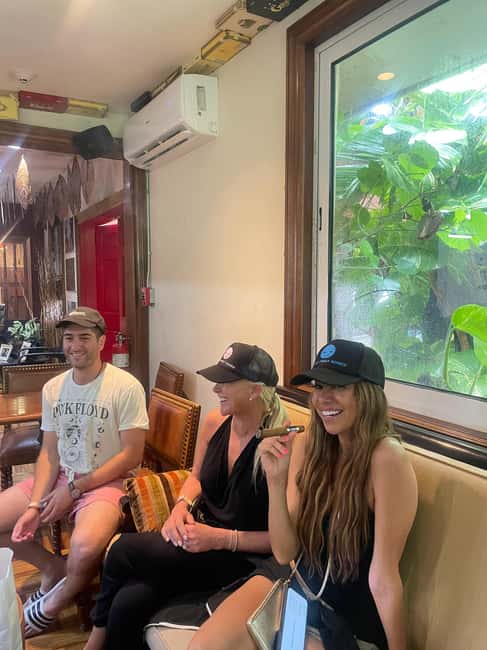 Customizable half day group tour (price per vehicle) - Watching flamingos at Ardastra Gardens
