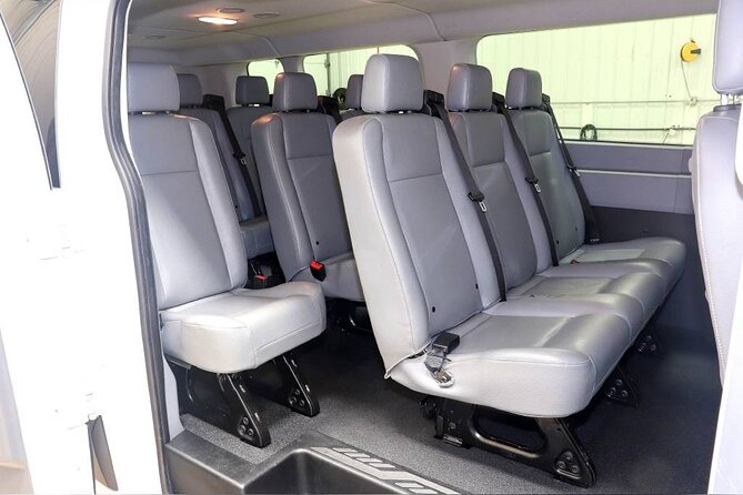 Direct Private Airport Transfer four or more Persons (one way) - Air conditioning and vehicle comfort