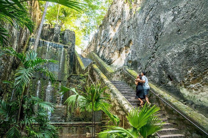 Discover Nassau Sightseeing Tour plus Atlantis Resort Visit - What this 2.5-hour Nassau tour really offers