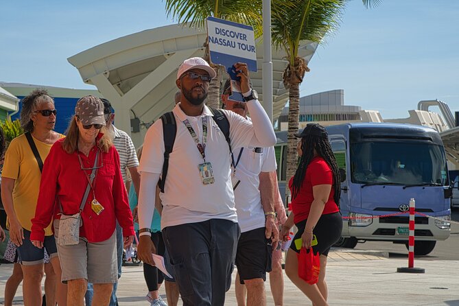 Discover Nassau Sightseeing Tour plus Atlantis Resort Visit - Rum cake at the Bahamas Rum Cake Factory
