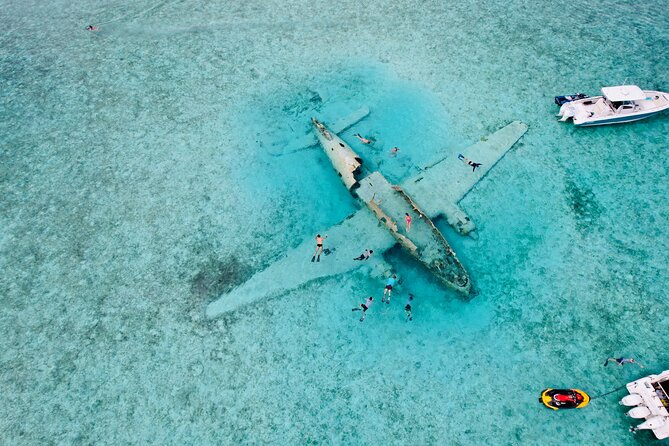 Exuma Full Day Swimming Pigs Group Boat Tour - An Exuma sandbar to finish the day