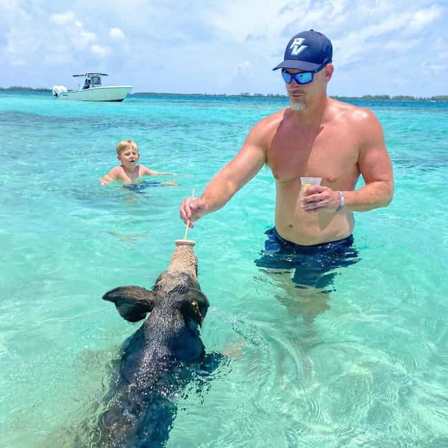 From Nassau: Swim with Pigs Safari - The Atlantis Tunnel: A Scenic Start