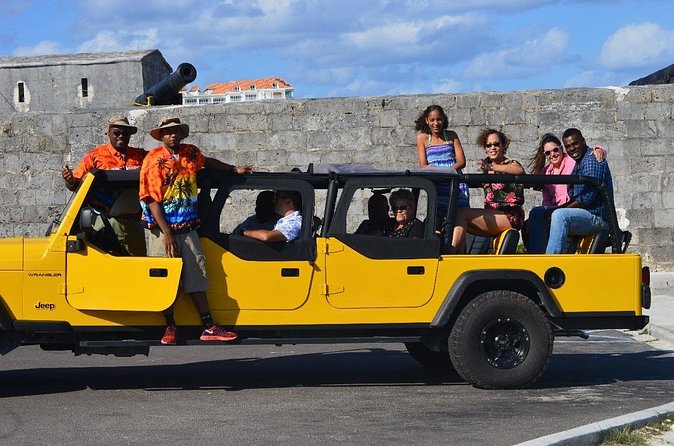 Funky Jeep Adventure in Nassau - The guides can make or break the ride