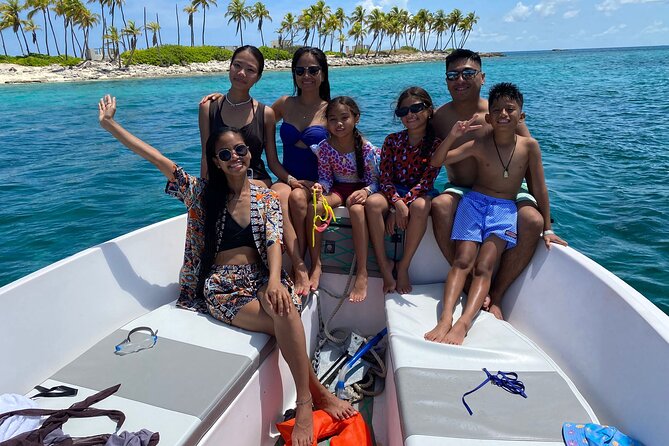 Half Day Pigs Turtles Reef and Ship Wreck Snorkeling - Optional pig feeding at Rose Island