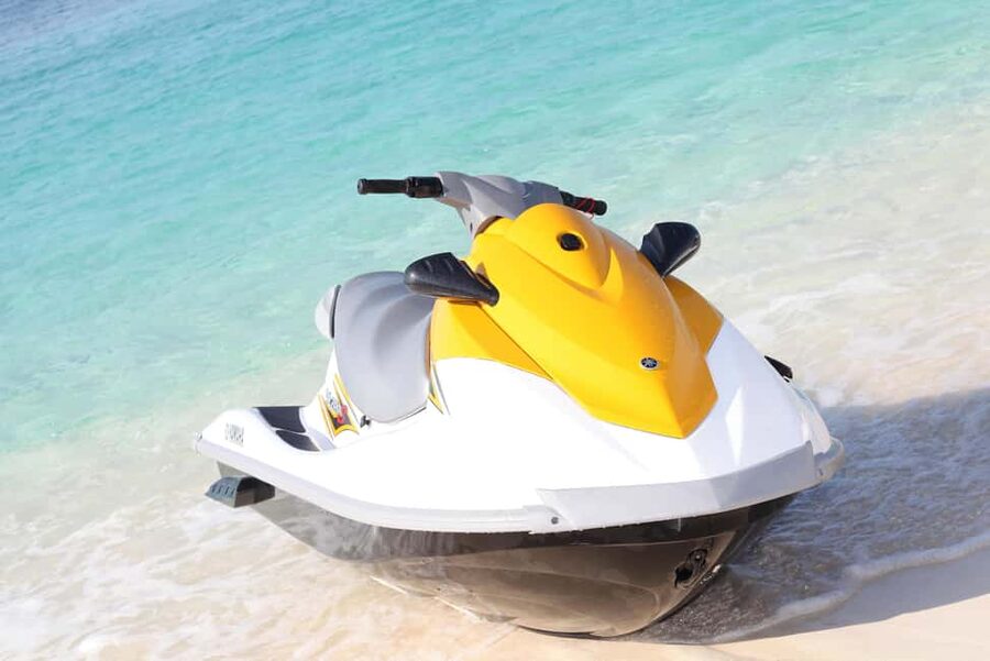 Half Hour Jet Ski Adventure - Reaching Cabbage Beach from Nassau hotels and ships