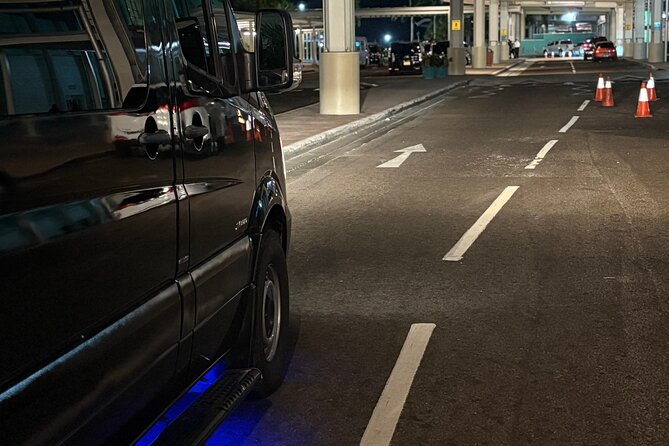 Luxury Airport Transfer in Nassau – VIP Mercedes Sprinter Service - Cruise port service for a group