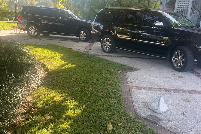 Luxury SUV Transfer from Airport, cruise port, Celebration Key - Small details that make the ride better