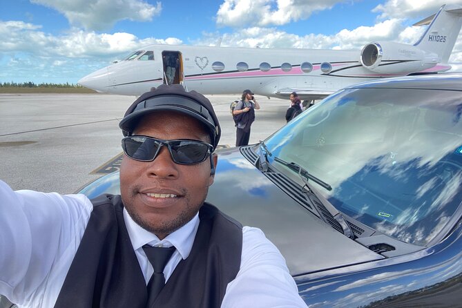 Luxury SUV Transfer from Airport, cruise port, Celebration Key - Meeting your driver at the airport, port, or Celebration Key