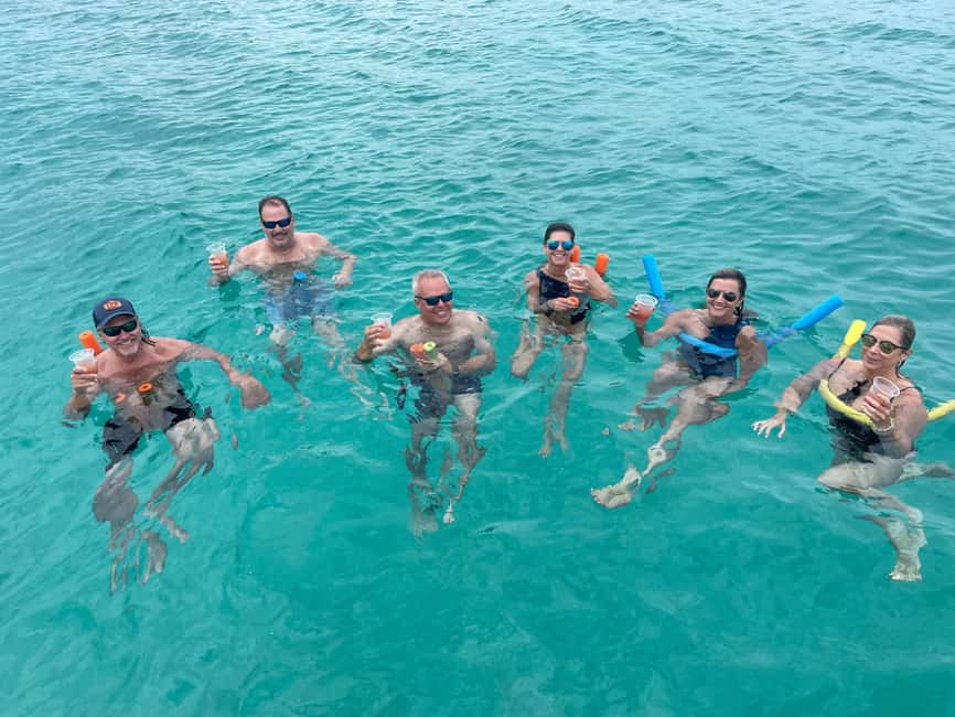 Nassau: 3 Islands Boat w/ Swimming Pigs, Snorkeling & Turtle - Booking and practical preparation