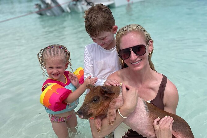 Nassau: 3 islands Pigs,Turtles,Snorkel & Beach Club with lunch - Timing, meeting point, and cruise ship planning