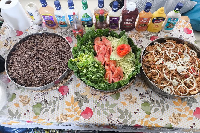 Nassau 3-stops: Snorkeling, Swimming Pigs, Turtles & Lunch - Lunch, snacks, and drinks on the catamaran