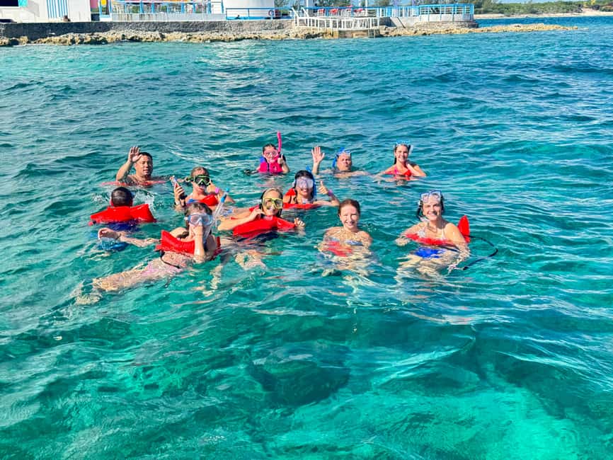 Nassau: 4-Island Tour Swimming Pigs, turtles, snorkeling - Four Bahamian stops in one half-day