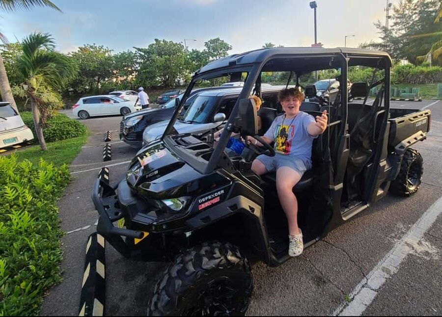 Nassau: 6-Seater Buggy Rental - What Driving the Six-Seater Feels Like