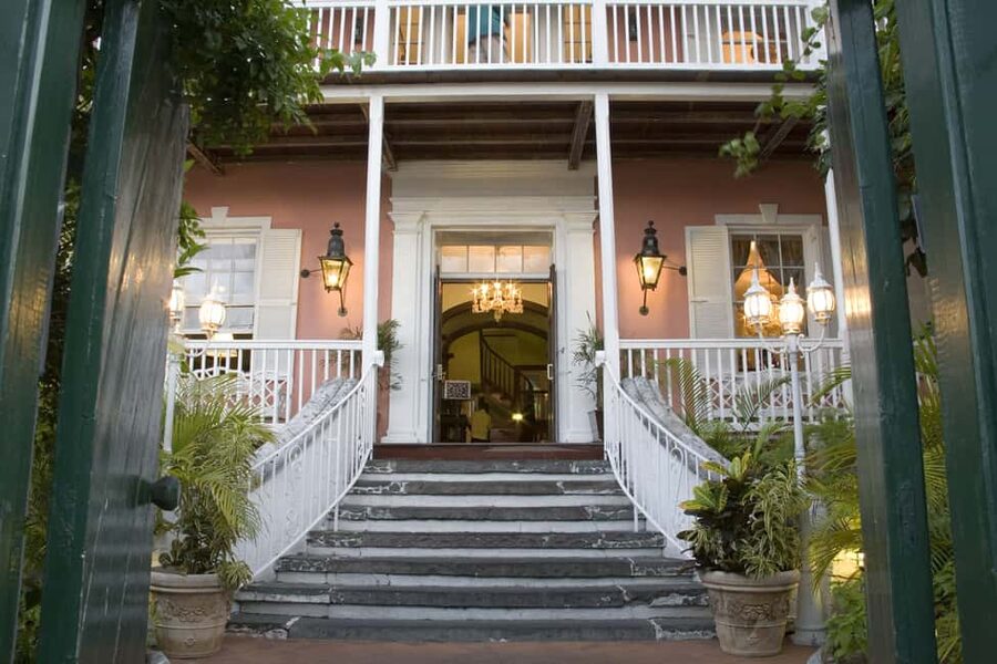 Nassau: Afternoon Tea at Graycliff Hotel and Restaurant - How the service can shape the occasion