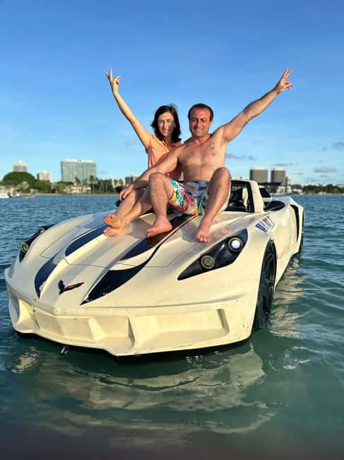 Nassau Bahamas: 30 minute Jetcar Rental on Paradise Island - From Antiki Floating Bar To Paradise Island