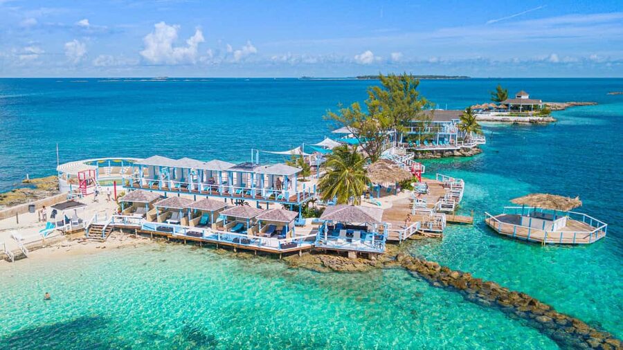 Nassau: Beach Day at SunCay incl. Lunch - Boat Tour - Arriving on a Private Bahamian Island