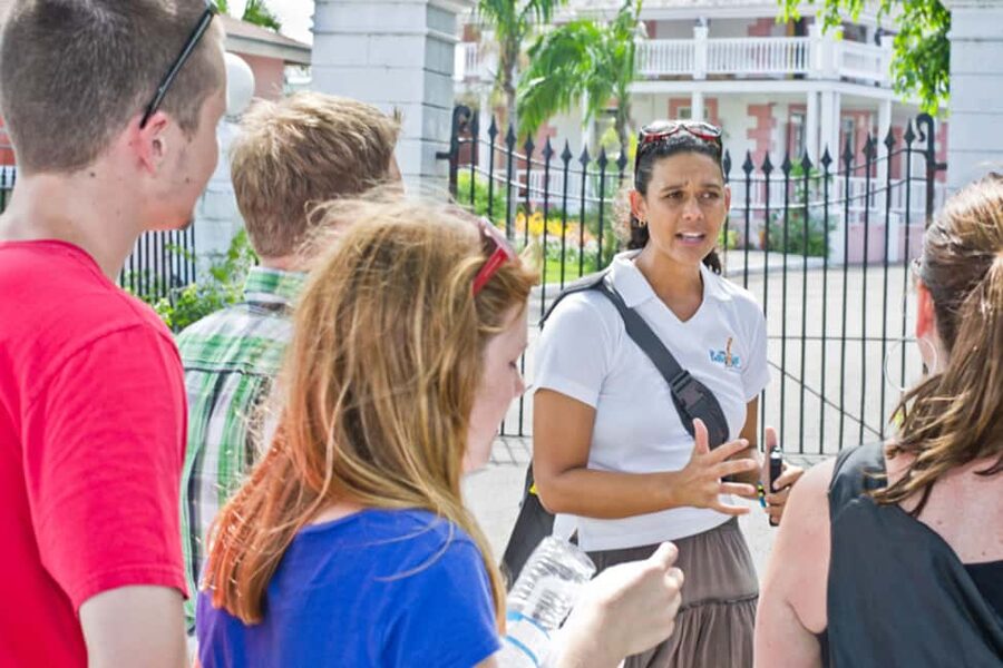 Nassau: Bites and Sites Food and Cultural Walking Tour - Chocolate, rum, and the Buena Vista Estate