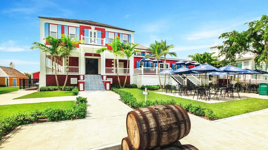 Nassau City Tour: Discover the Charms of Old Charles Town - Starting beside the Cruise Terminal fountain