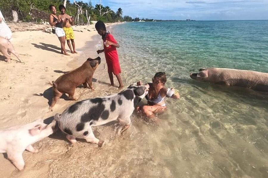 Nassau: Island Hopping Boat Trip with Lunch & Drinks - What kind of Nassau excursion is this?