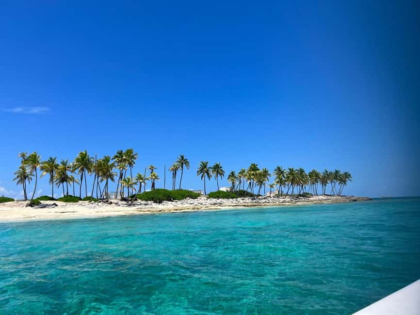 Nassau: Island Hopping Boat Trip with Lunch & Drinks - Montague Beach and the conch tasting