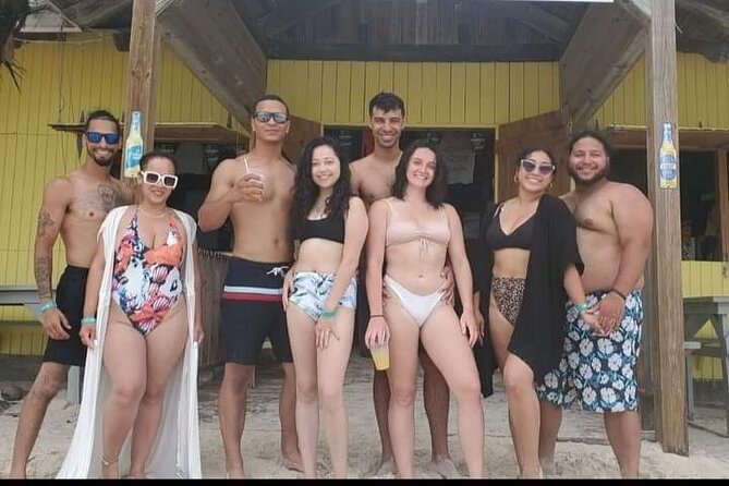 Nassau, Private Swimming Pig, Island Hopping, Snorkeling, Turtles - Gilligan’s Island and the photo stop