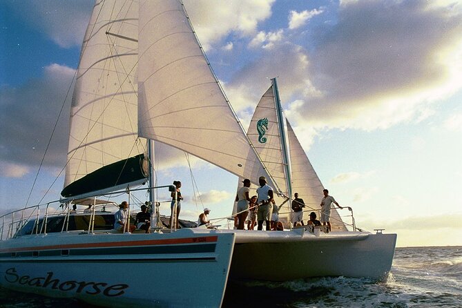Nassau Sail & Snorkel Adventure with 1 Hour Open Bar - Comfort, Crowds, and Boat Space
