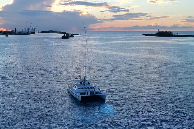 Nassau: Sunset Dinner Cruise - Bahamian buffet, served early in the cruise