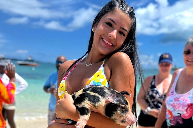 Nassau Swimming Pigs: Snorkeling, Lunch & Private Beach Club - Key points to know before you book