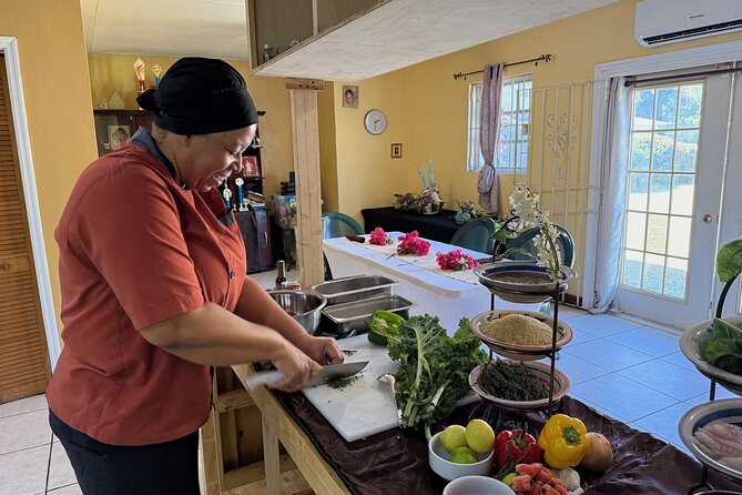 NEW! Authentic Bahamian Cooking and Cocktails with Transfers - Why a home kitchen beats a restaurant here