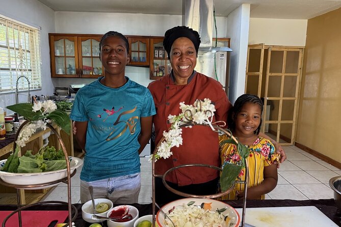 NEW! Authentic Bahamian Cooking and Cocktails with Transfers - Who will get the most from this experience