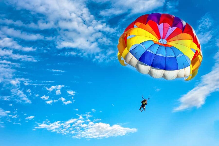 Parasail Over Cabbage Beach - The short ride from Nassau to Cabbage Beach