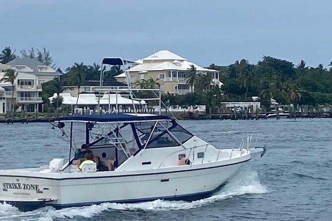 Private 38' Defender Sportfishing/Swim with Pigs in Nassau - Why this Nassau charter works for mixed groups