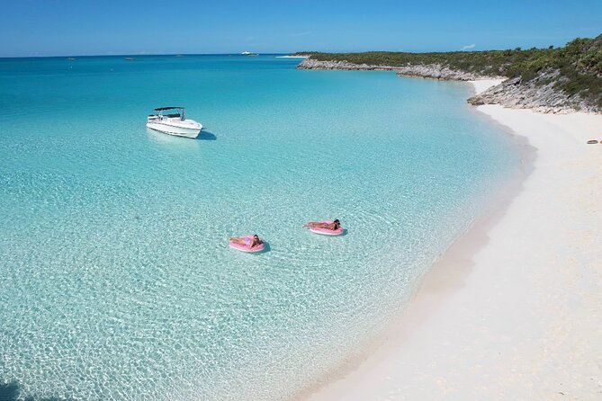 Private 4-Hour Rose Island charter Snorkeling Turtles & Beaching - What the crew adds to the day