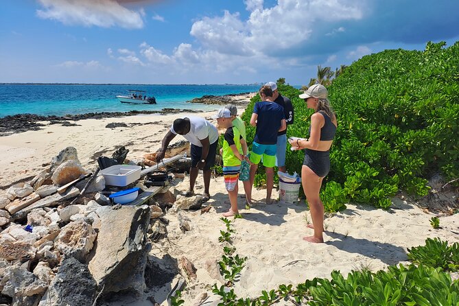 Private 4 hour Rose Island tour snorkeling fishing - Tips for making the four hours count