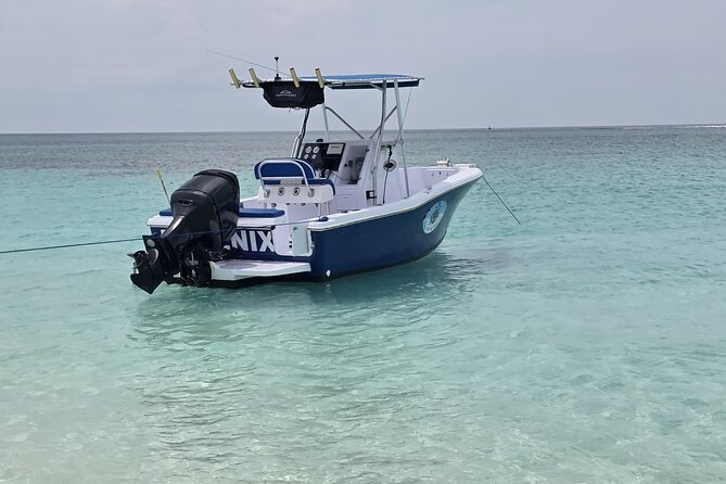 Private Boat Tours & Fishing Charters in Nassau, Bahamas - Safety, comfort, and the crew’s role